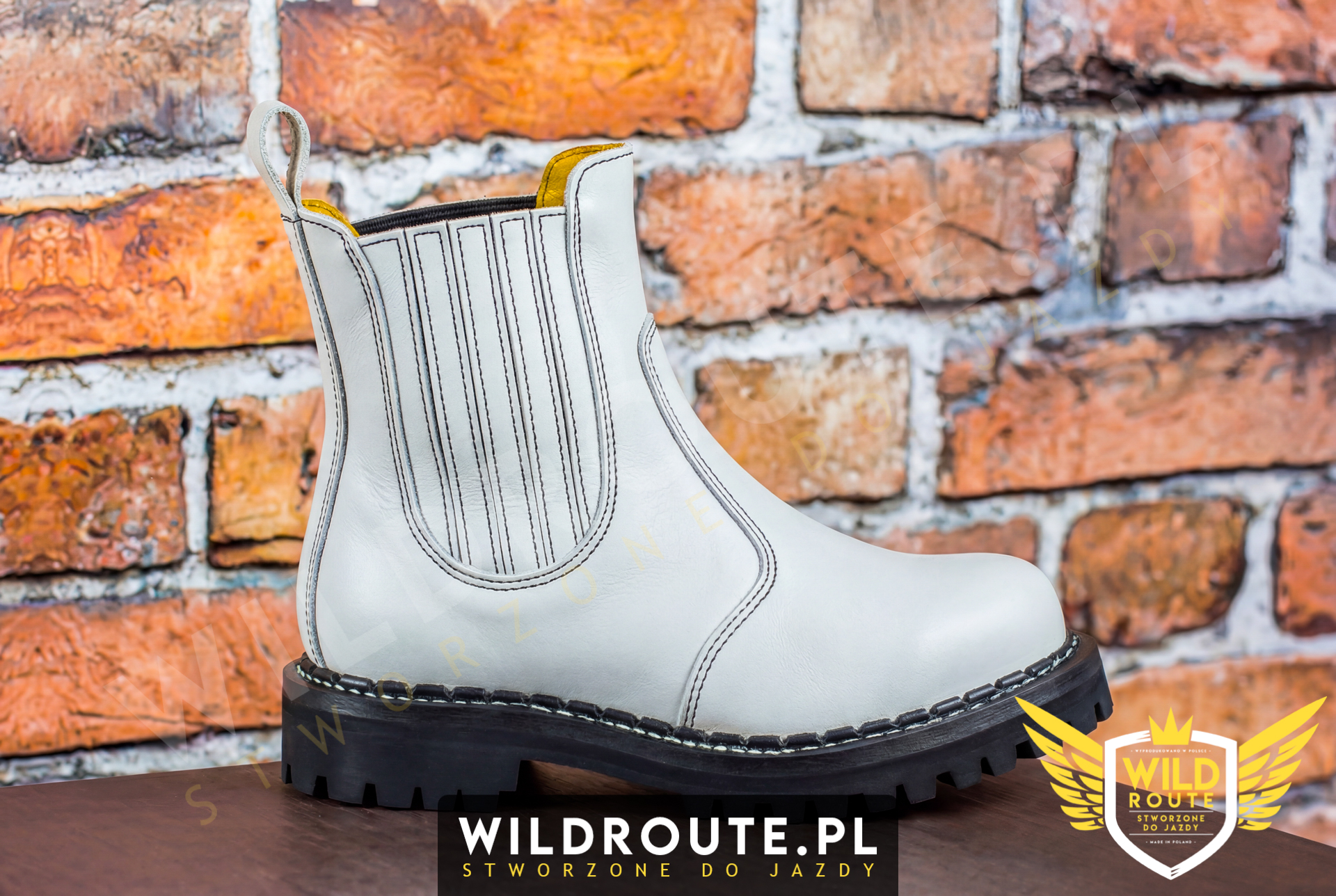 Buty na choppera WILDROUTE V1 białe