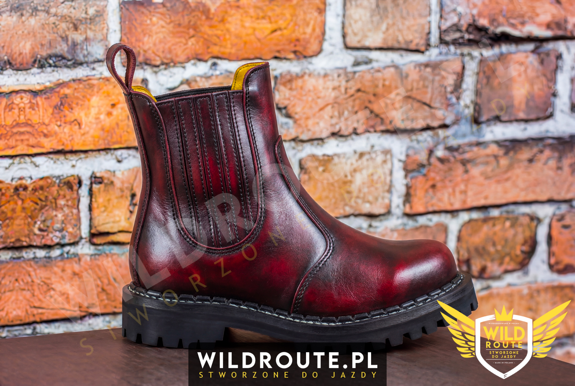 Buty na choppera WILDROUTE V1 przecierane na czerwono
